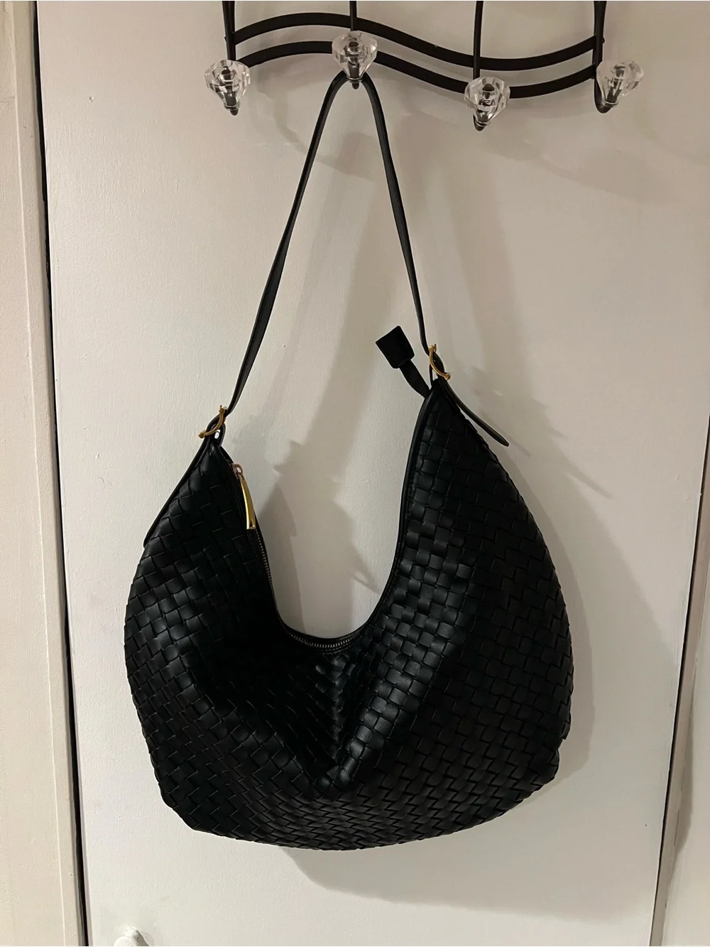 Woven Shoulder Handbag